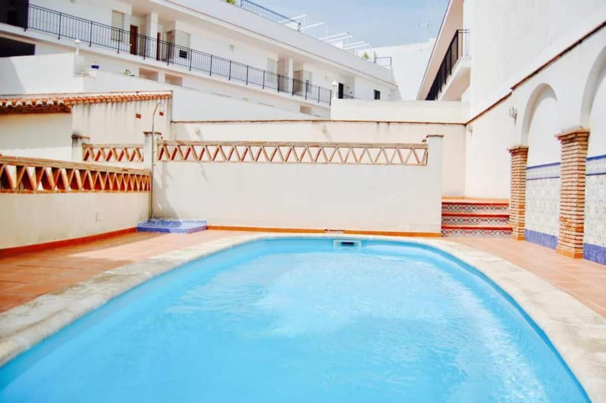 Fantastic 1 Bedroom Apartment In The Centre Of Nerja Bagian luar foto